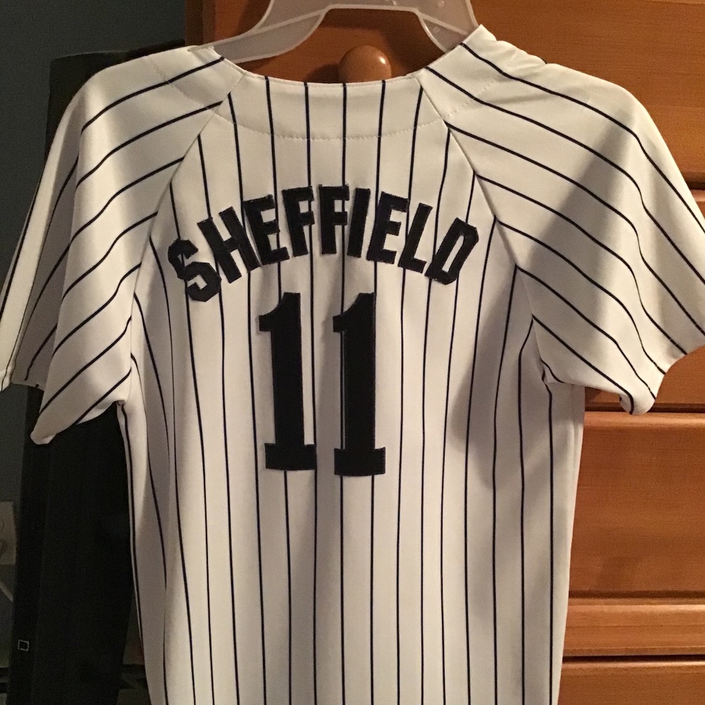Yankees shirt